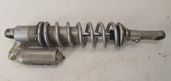 Takaiskunvaimennin (YZF450 2003)  5TA-22210-00-00