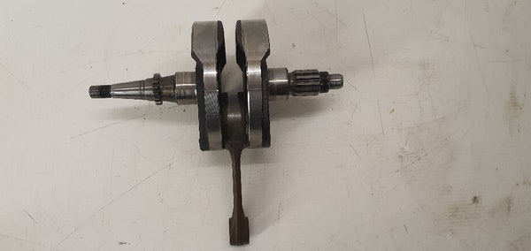 Crankshaft Assy (YZF450 2005)  5XD-11400-00-00 5XD-11400-01-00