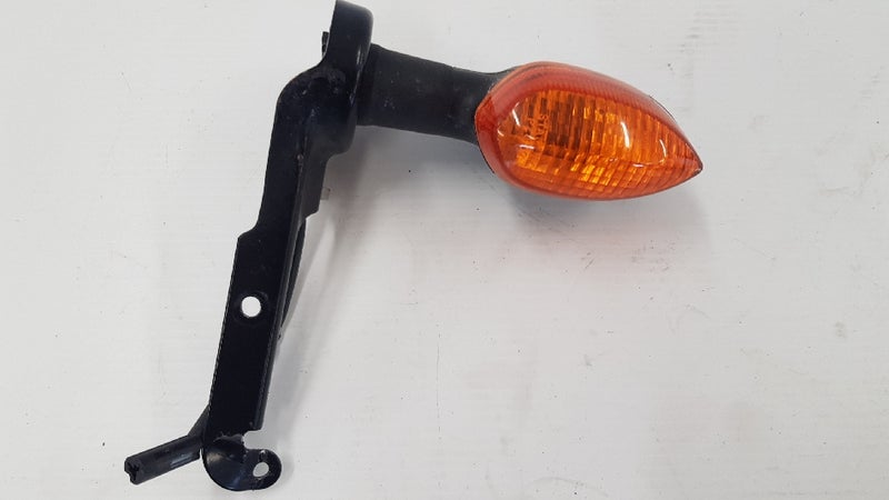 Yamaha vilkku + kiinnike 50R-000671